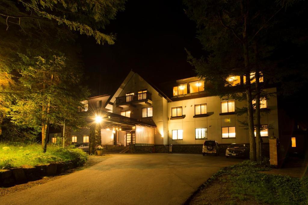 Izumigo Takayama Dog Paradise Hotel Екстериор снимка